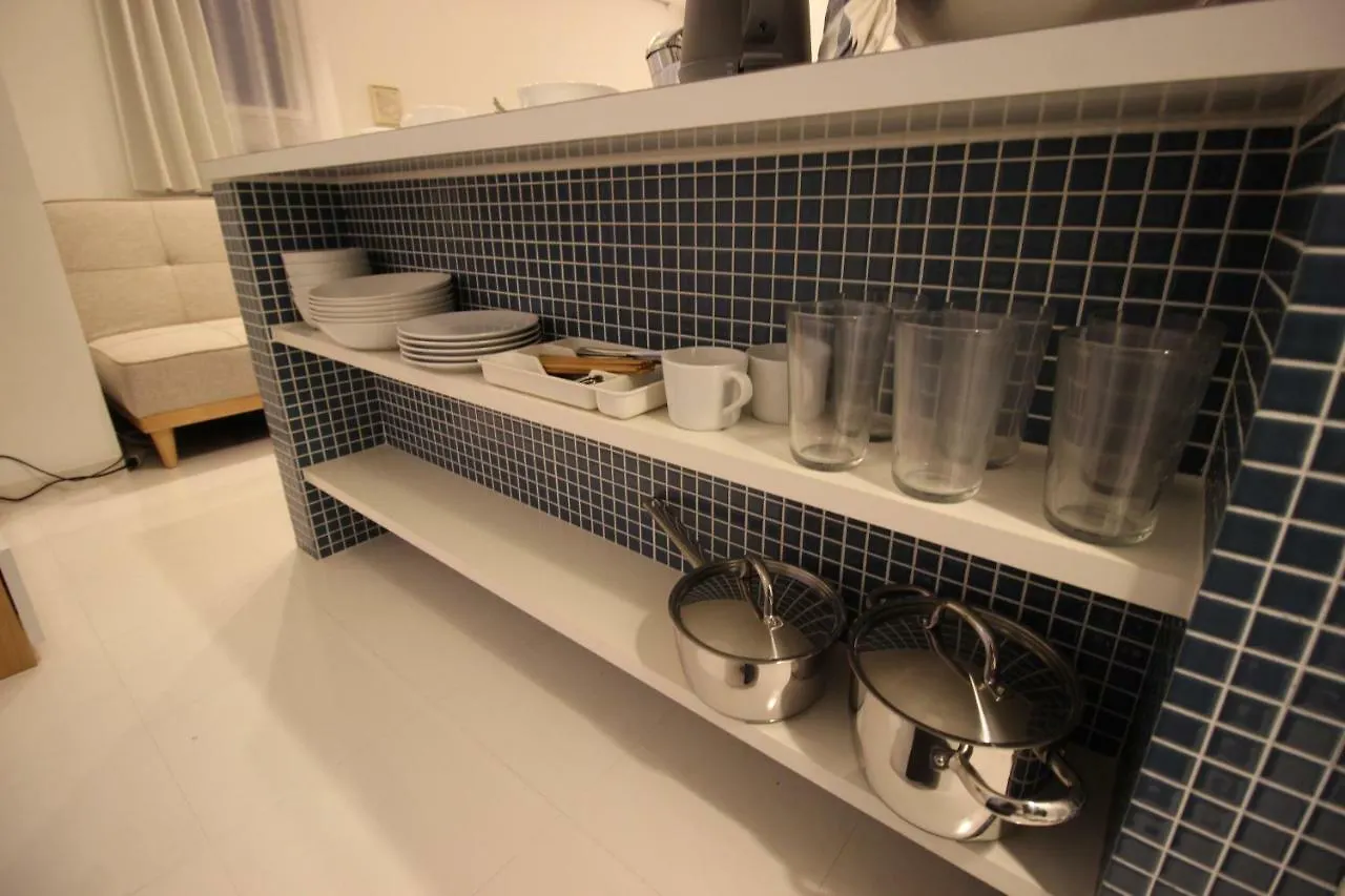Kw Residence Sakaisuji Hommachi Osaka